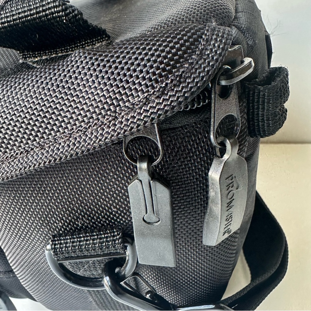 Promaster Digital Elite Mini Camera Bag | Compact & Padded Protection - Picture 5 of 9